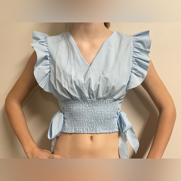 Lyaner Tops - Light blue, ruffle sleeveless, crop top